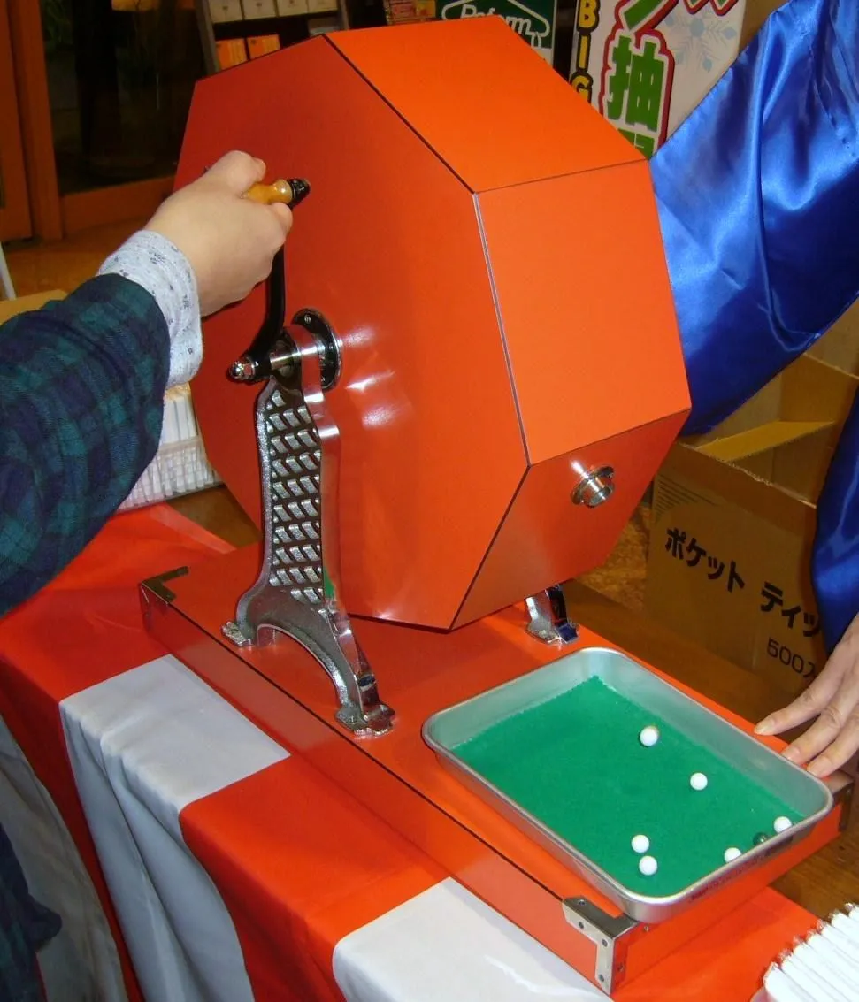 revolving_lottery_machinekaitenshiki-cyusenkijapan
